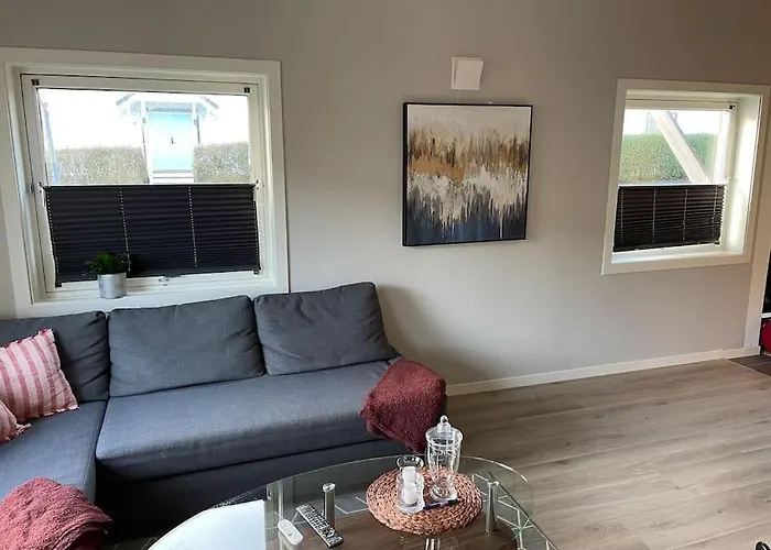 Practical Near Center Daire Stavanger